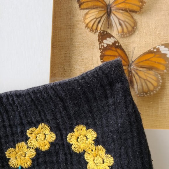 Honey Punch Black Embroidered Festival Shorts, L - Picture 9 of 10